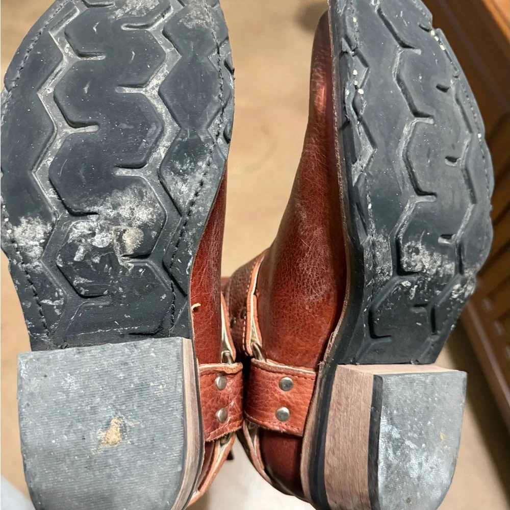 Freebird Chestnut Leather Ankle Boots - Picture 2 of 8